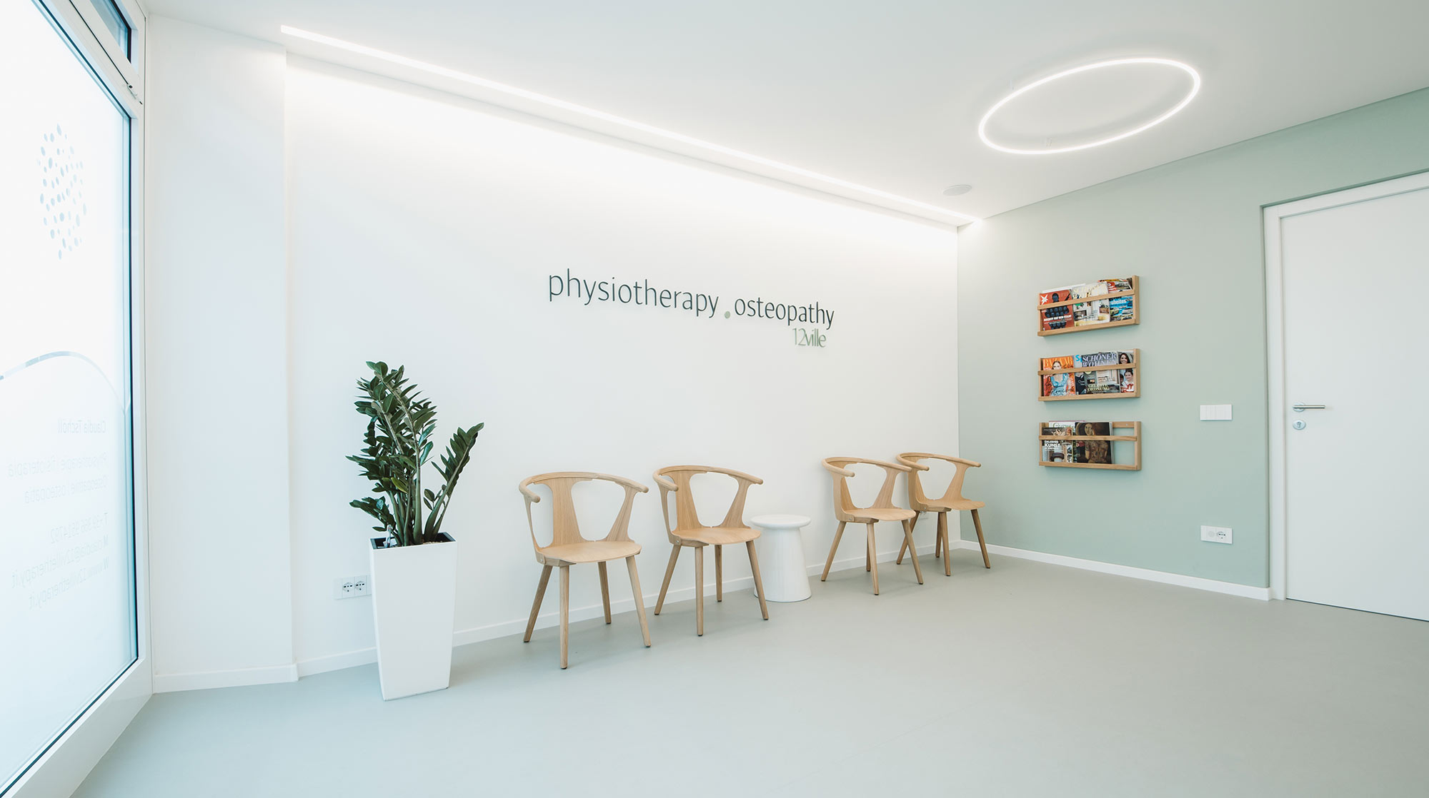 Empfangsraum 12ville Therapy Praxis in Bozen – Fotografie: Tania Marcadella