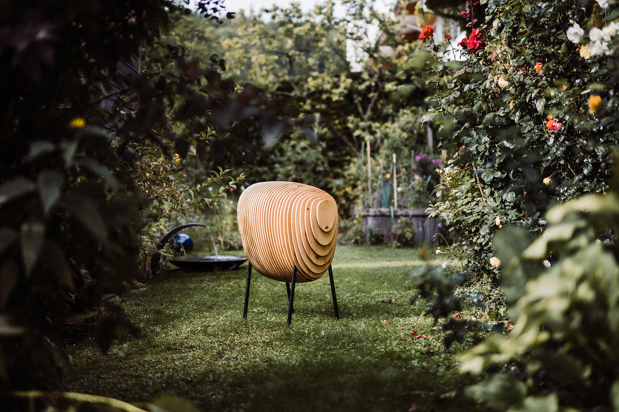 Design Schaf aus Holz der Tischlerei Messner am Ritten – Fotografie: Tania Marcadella